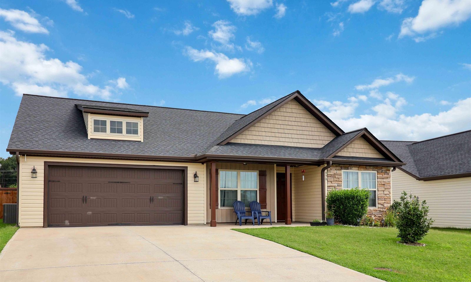 Property image 3 at 458 Peaksview Drive, Simpsonville, SC 29681