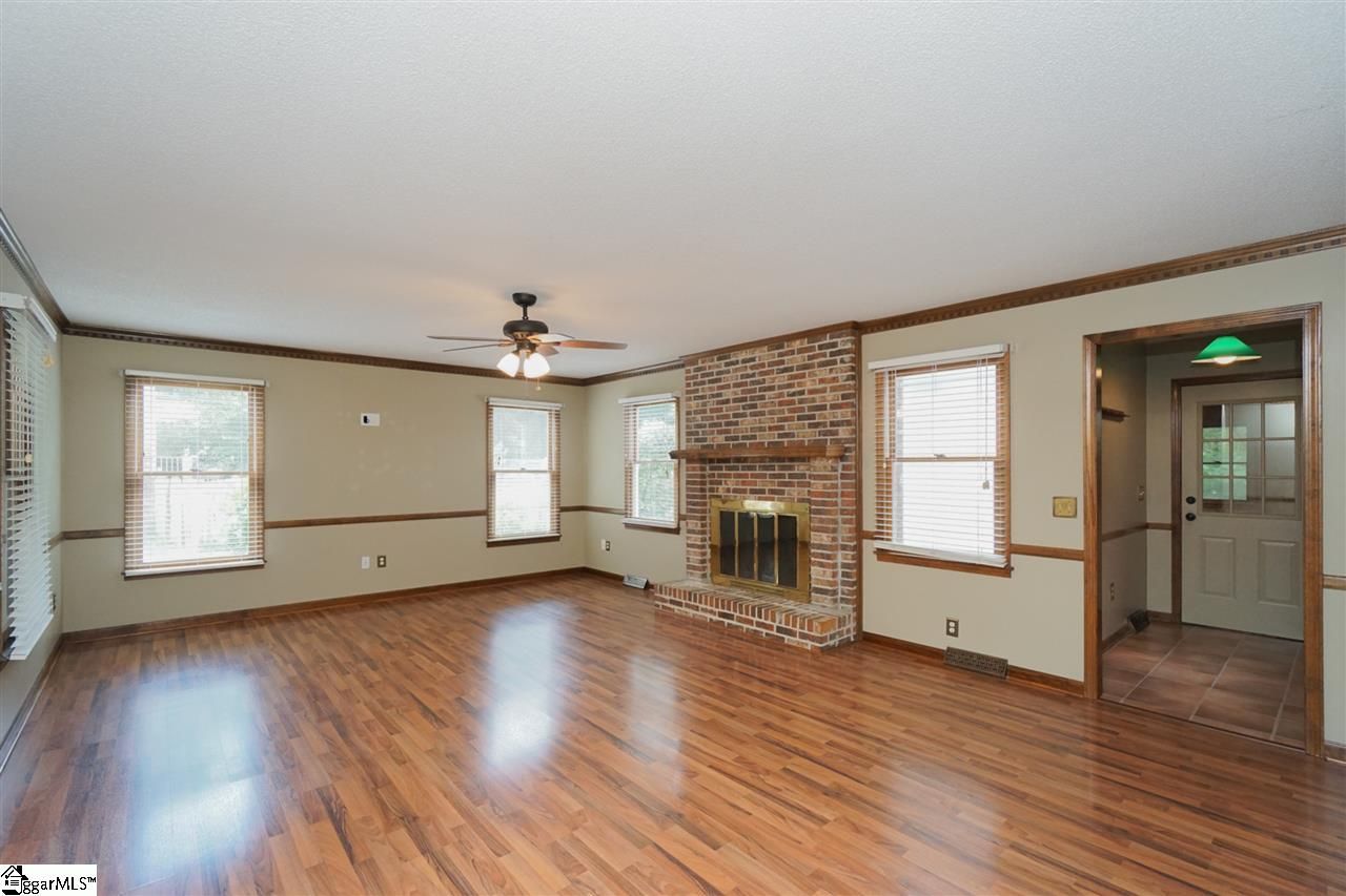 Property image 4 at 117 Spartan Court, Greer, SC 29650