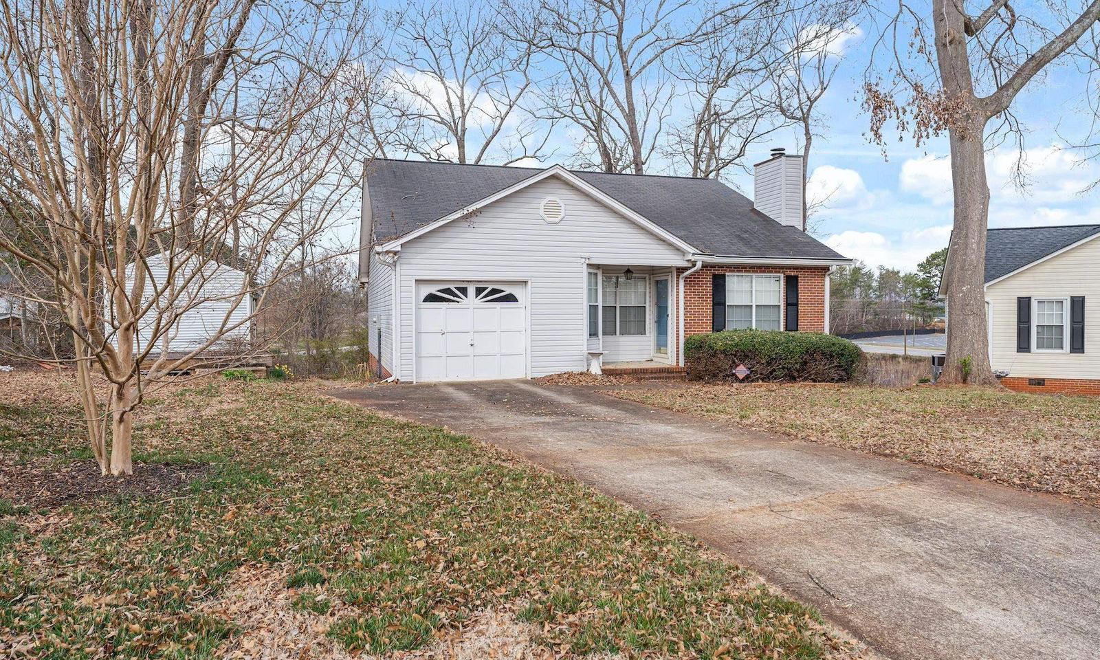 Property image 3 at 2 Ridgeside Court, Greenville, SC 29617-1755