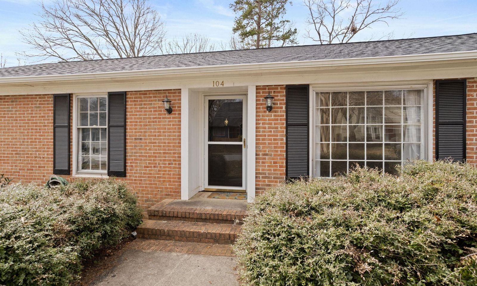 Property image 3 at 104 Gaithburg Square, Taylors, SC 29687