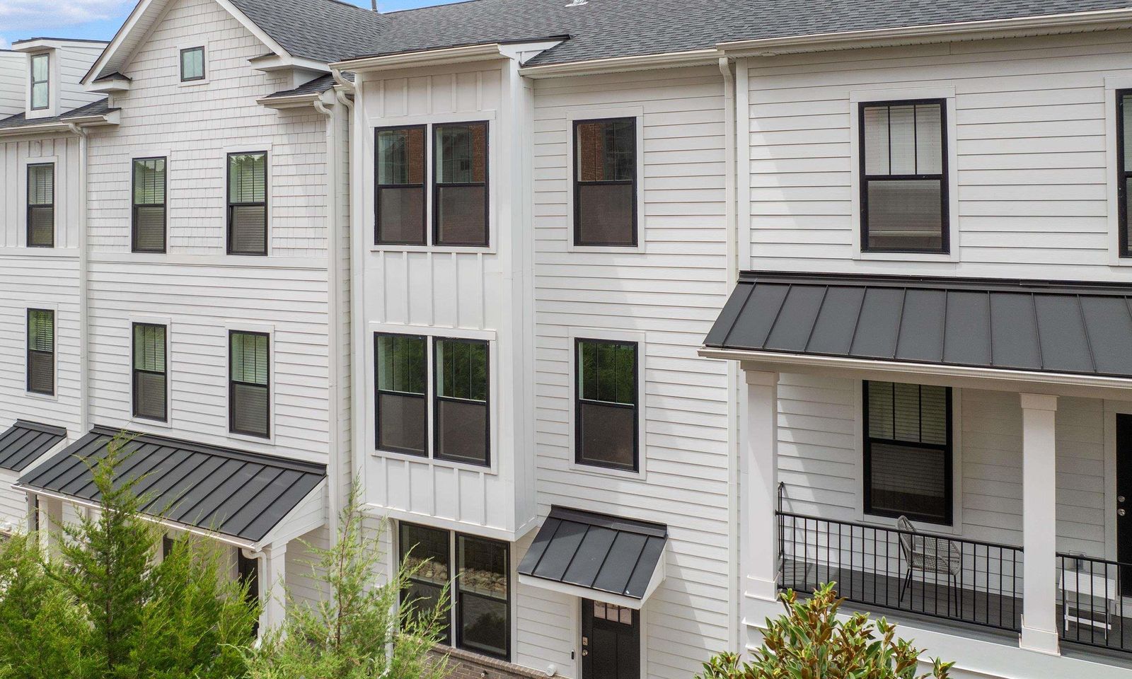 Property image 2 at 15 Millside Circle, Greenville, SC 29605