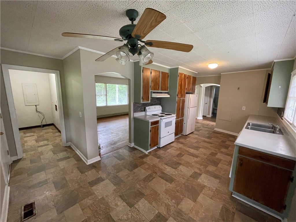 Property image 3 at 1110 Royal Summit Drive, Seneca, SC 29678