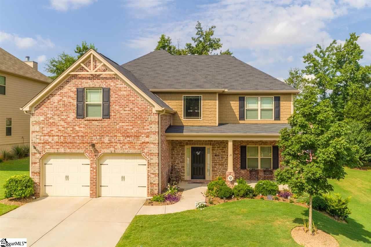 Main image of property at 10 Lazy Willow Drive, Simpsonville, SC 29680