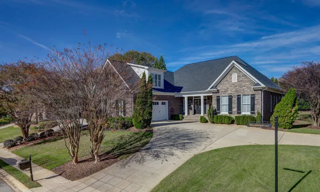500 Woodstrace Court