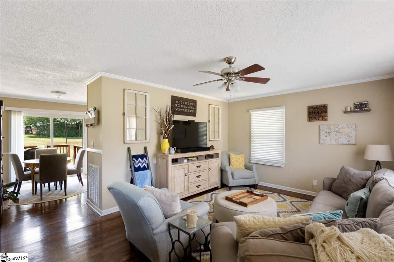 Property image 4 at 2 Yeoman Street, Greenville, SC 29605