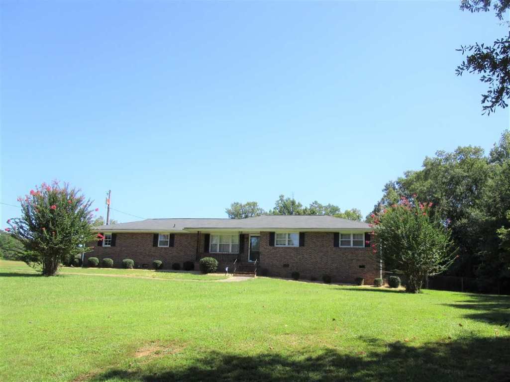 Property image 1 at 1041 Greenwood, Anderson, SC 29621