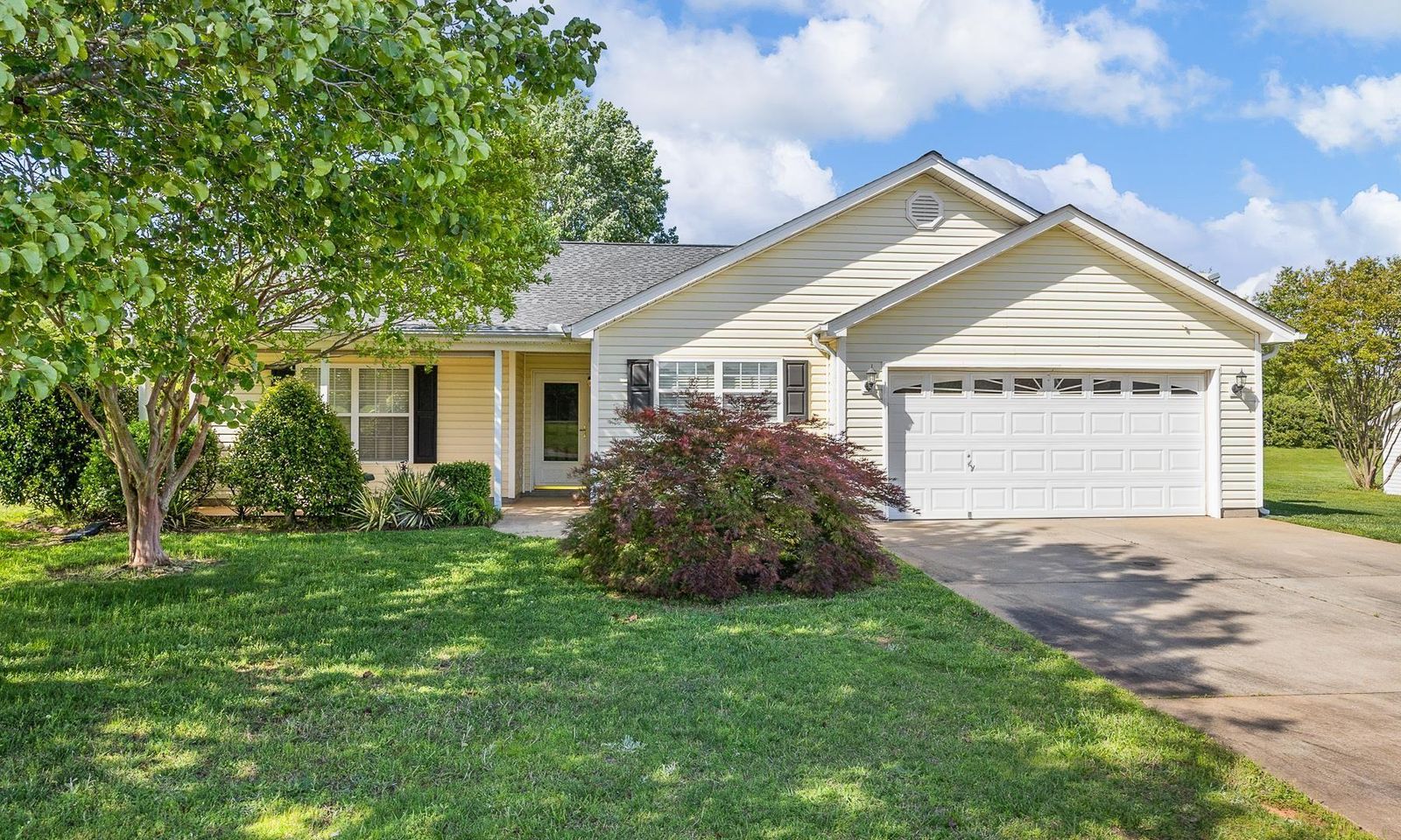 Main image of property at 307 Shadowfield Acre Drive, Duncan, SC 29334