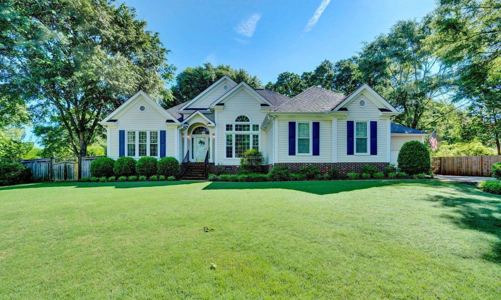 Main image of property at 6 Shallow Creek Court, Fountain Inn, SC 29644