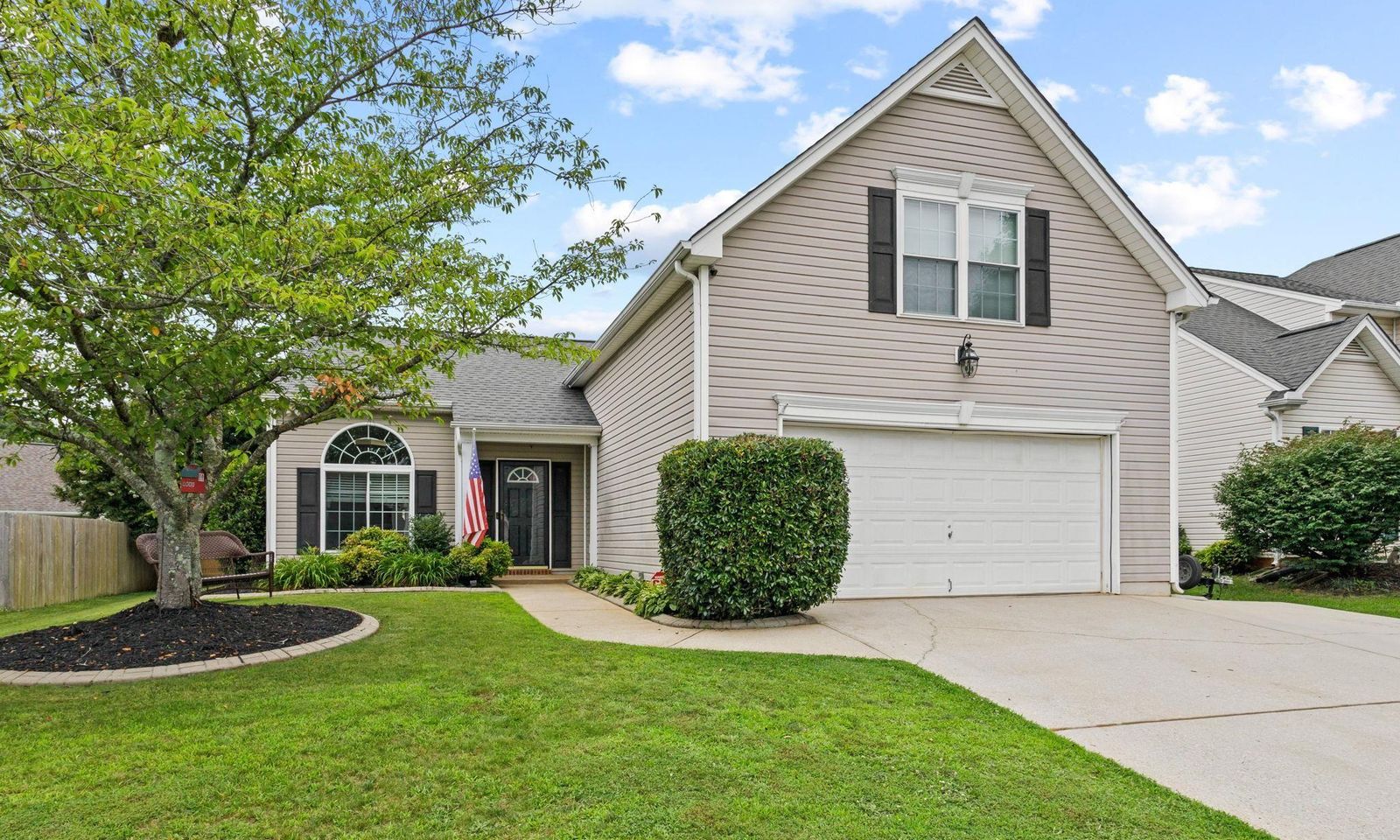 Property image 2 at 213 Clay Thorn Court, Greer, SC 29651