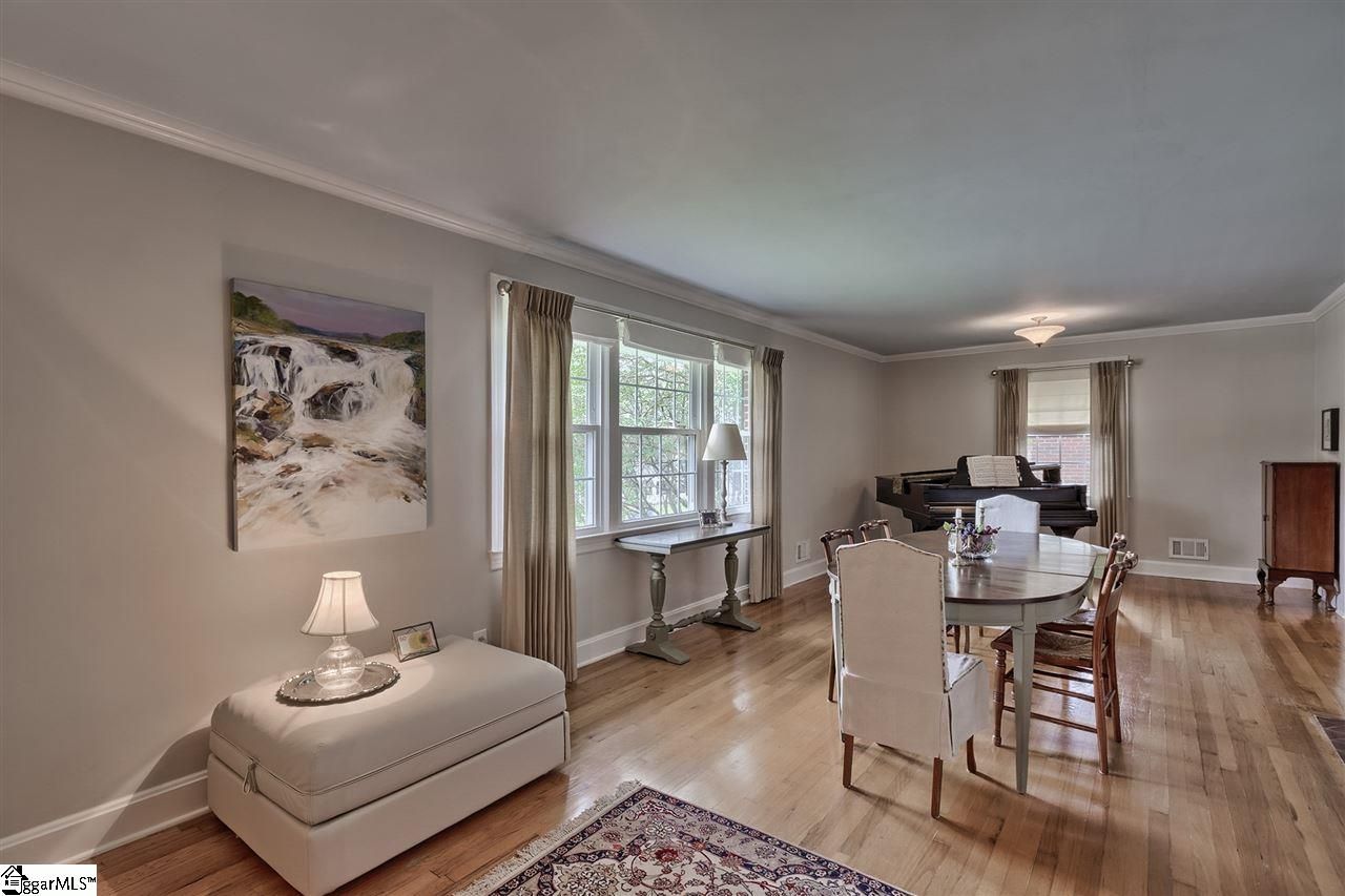 Property image 3 at 255 Lowndes Avenue, Greenville, SC 29607