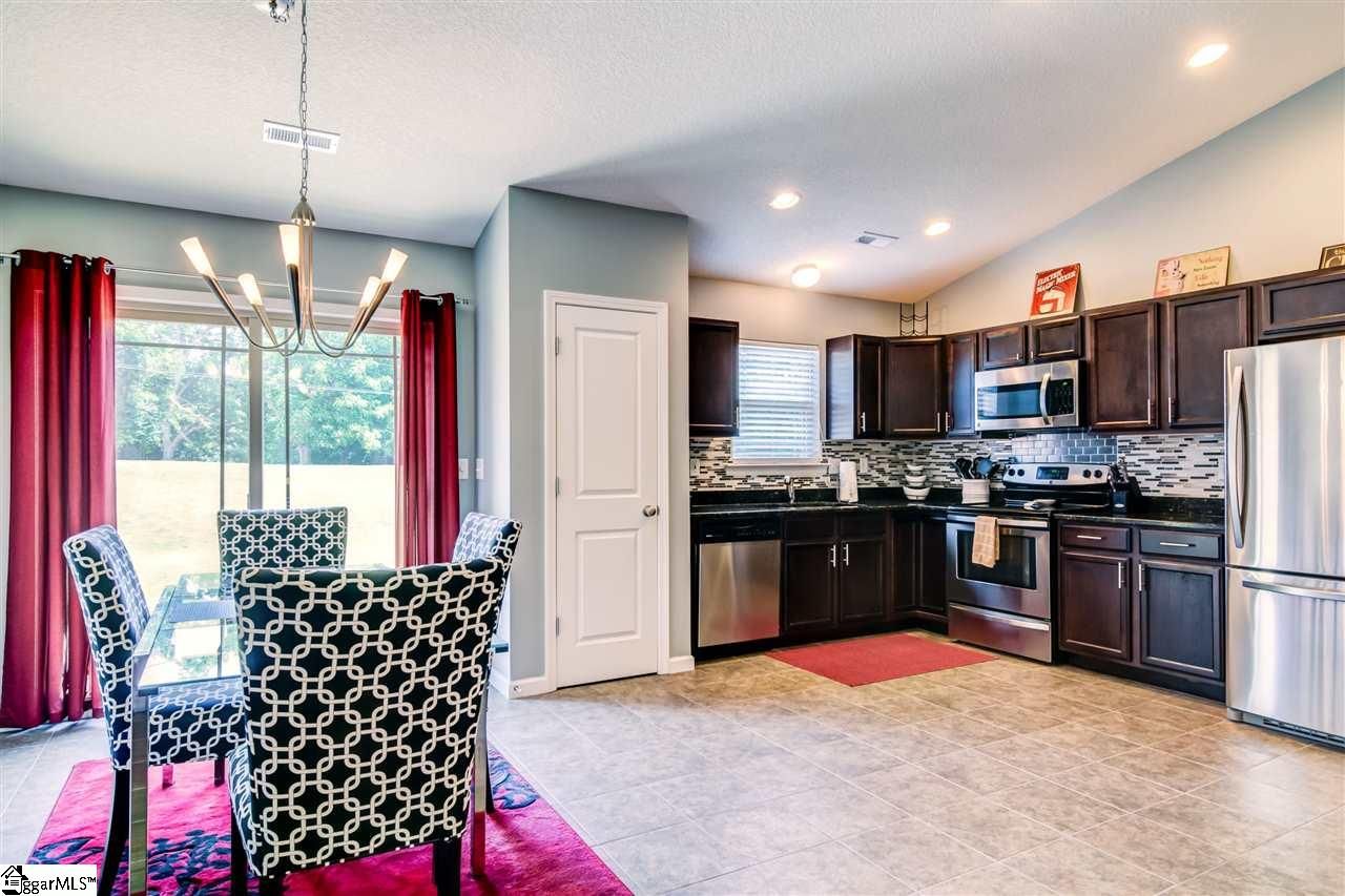 Property image 5 at 18 Alderwood Court, Taylors, SC 29687
