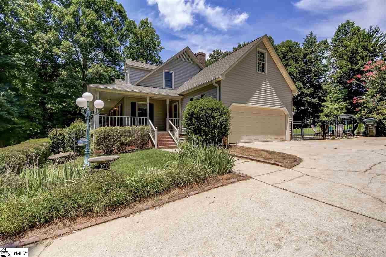 Property image 3 at 102 Walton Court, Greer, SC 29651