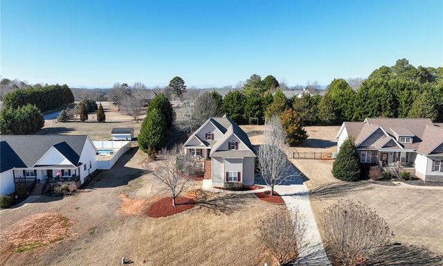 3 Anastasia Court