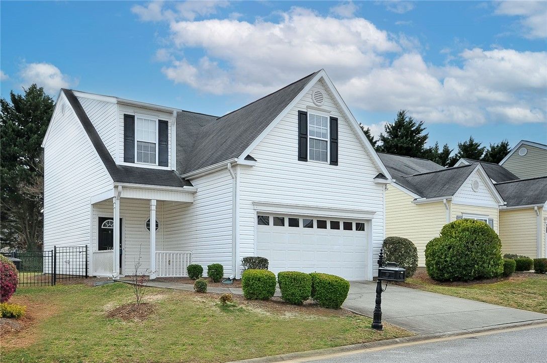 Property image 2 at 122 Pin Oak Court, Easley, SC 29642