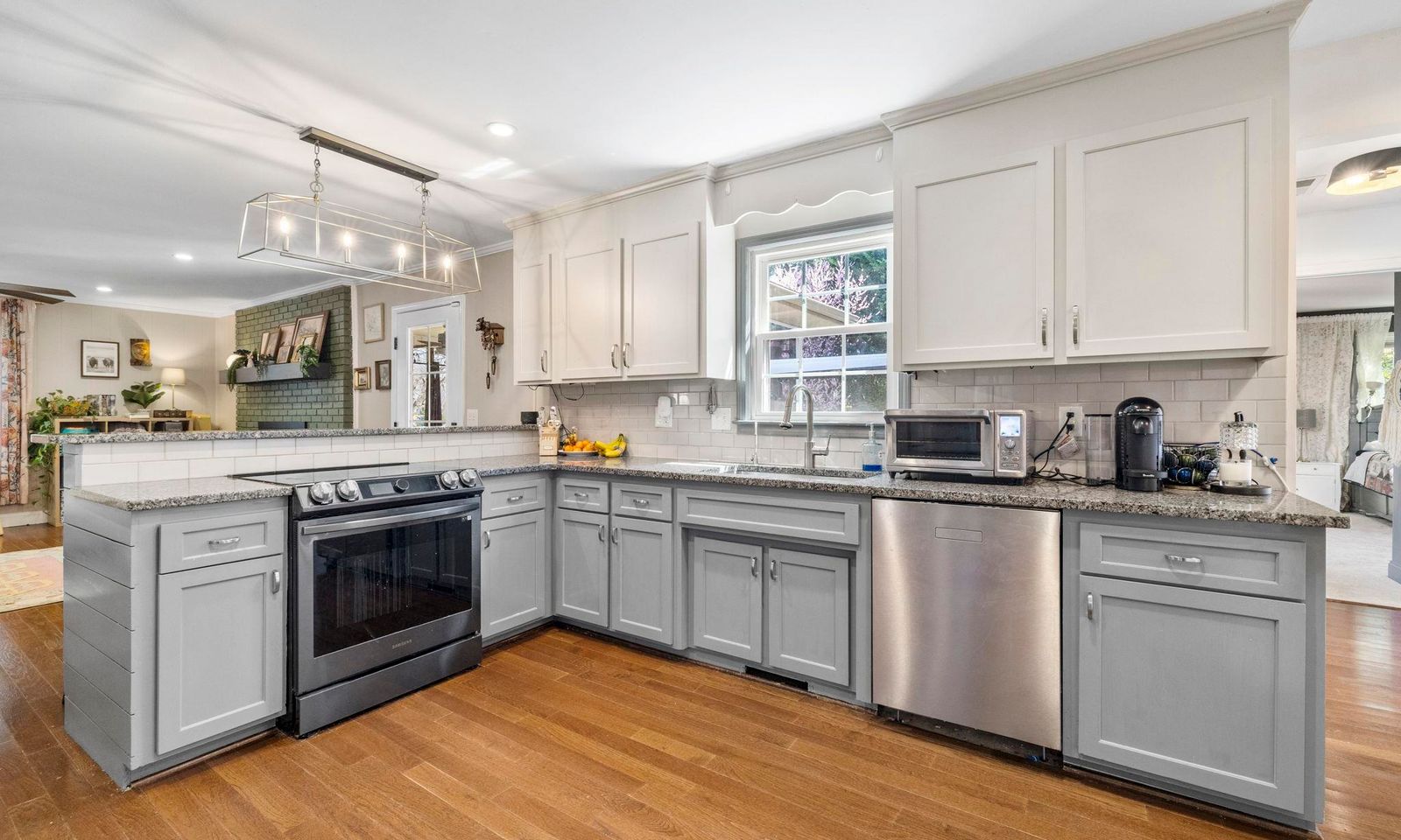 Property image 3 at 8 Westover Place, Greenville, SC 29615