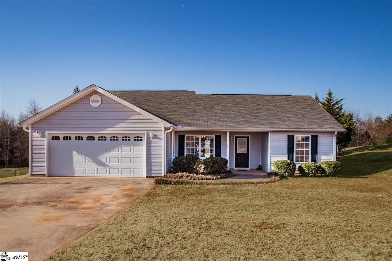 Property image 1 at 12 Natalie Court, Greer, SC 29651