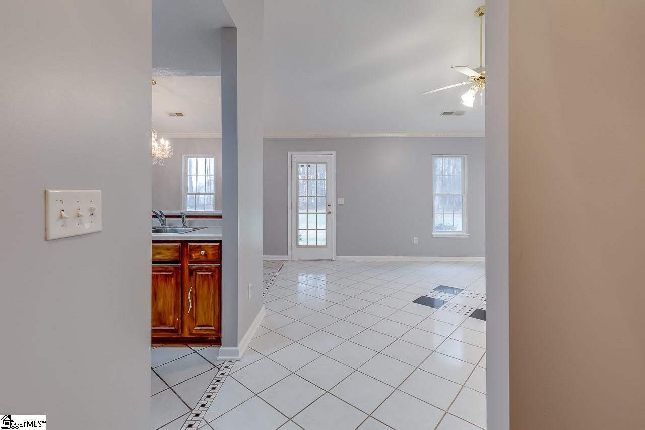 Property image 4 at 109 Irish Moss Drive, Williamston, SC 29697