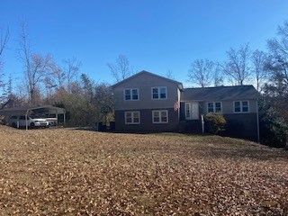 Property image 2 at 514 Horseshoe Drive, Seneca, SC 29678