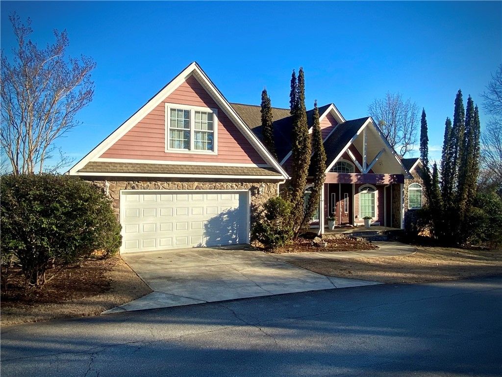 Main image of property at 272 Jocassee Ridge Way, Salem, SC 29676