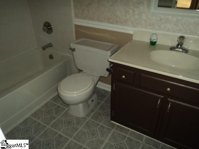 Property image 3 at 9 Poppy Meadow Lane, Simpsonville, SC 29681