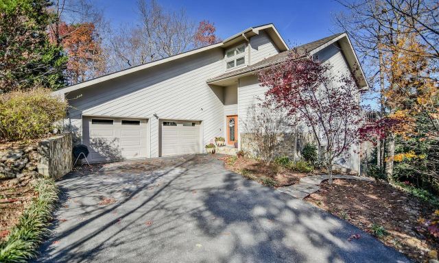 11 Altamont Forest Drive