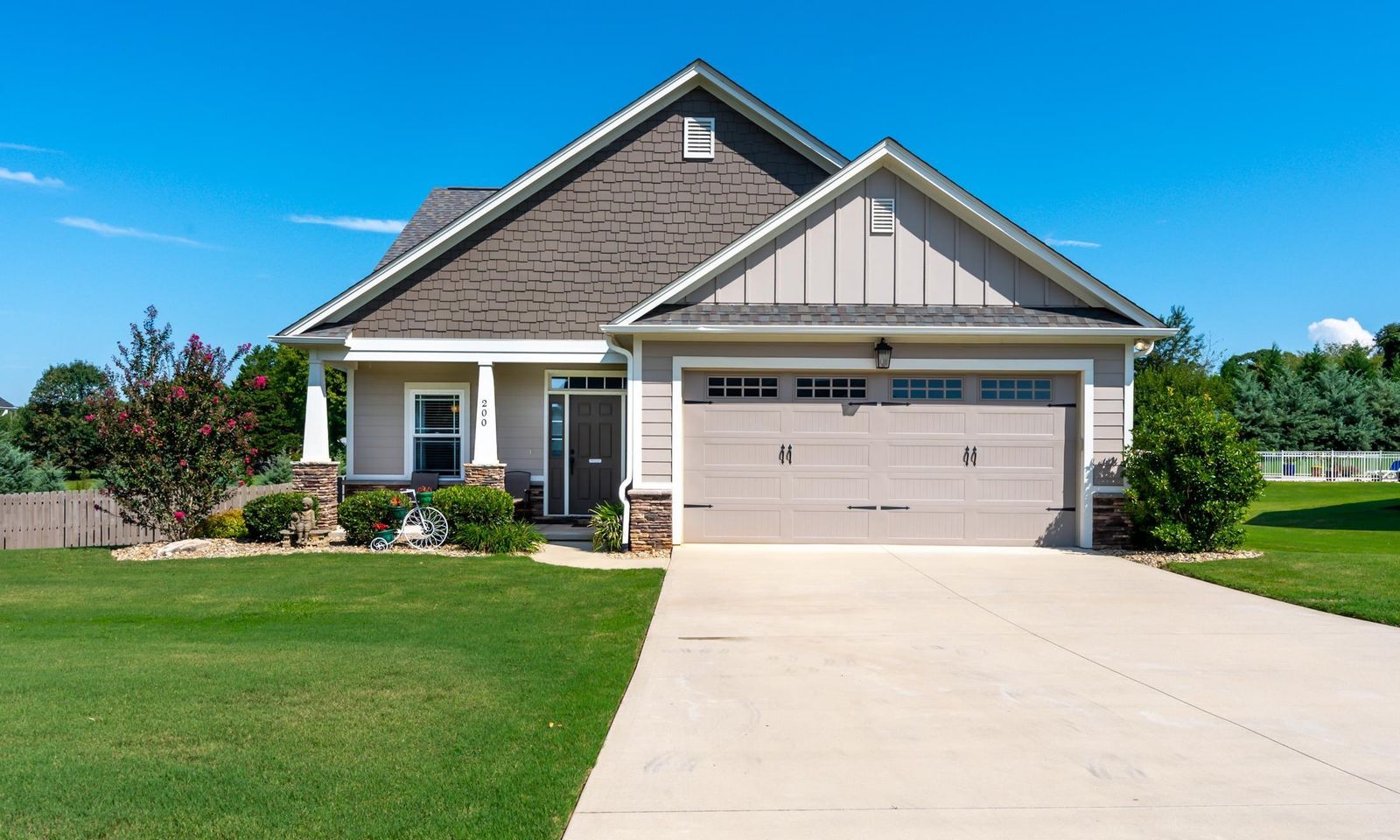Main image of property at 200 Kirklen Lane, Taylors, SC 29687
