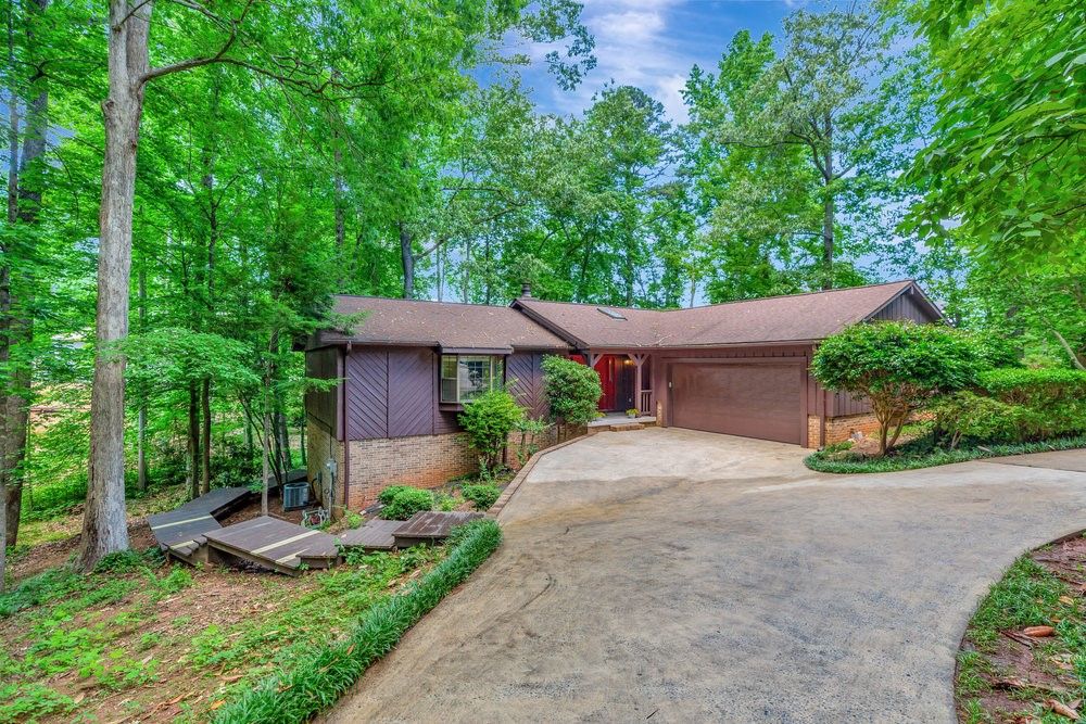 Property image 1 at 205 Apollo Drive, Seneca, SC 29672