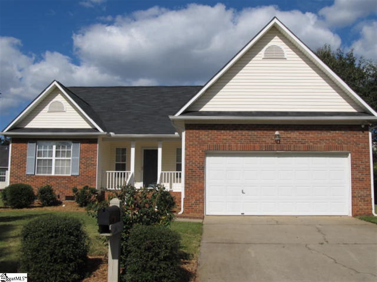 Property image 1 at 204 Sonoma Drive, Mauldin, SC 29662