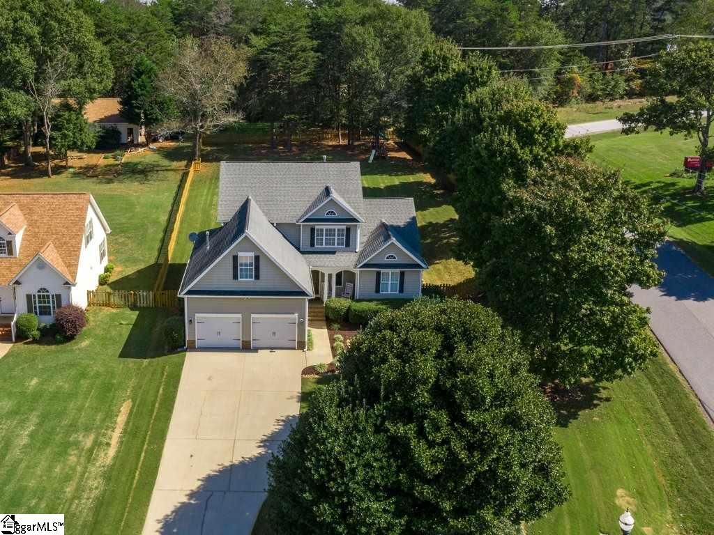 Property image 1 at 2 Cunningham Point Court, Greer, SC 29651-5706