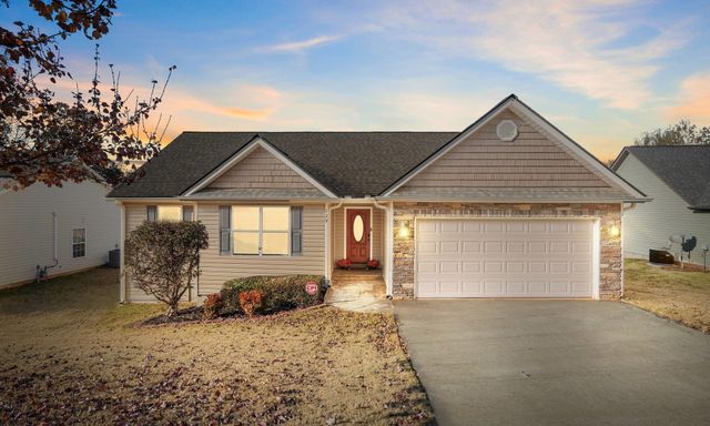 129 Woodgrove Way