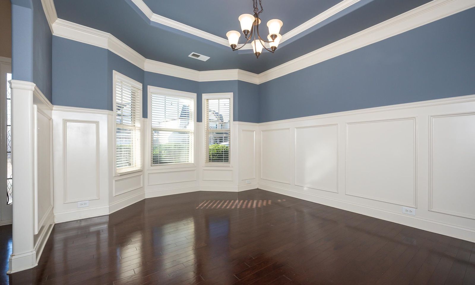 Property image 3 at 909 Kangley Drive, Simpsonville, SC 29681