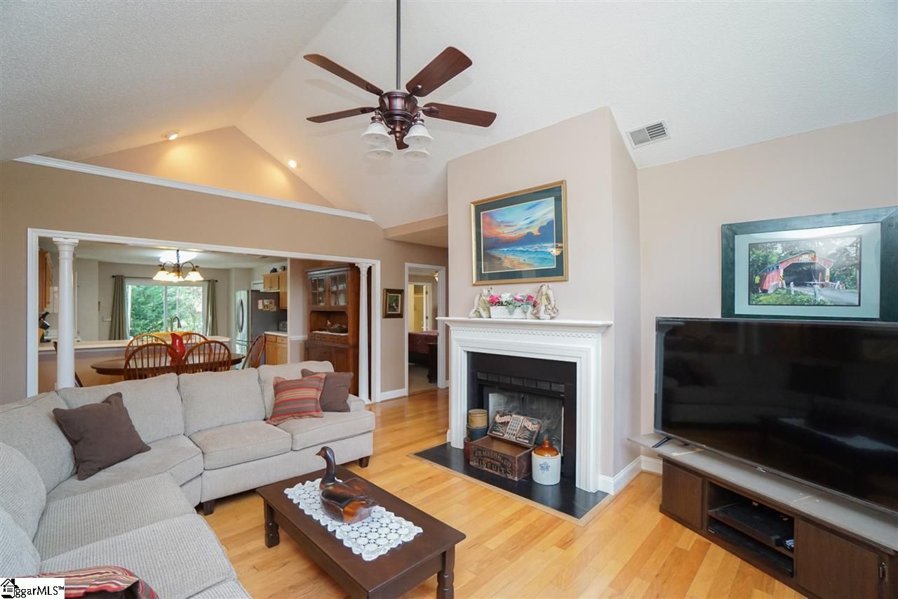 Property image 5 at 47 Staffordshire Way, Simpsonville, SC 29681