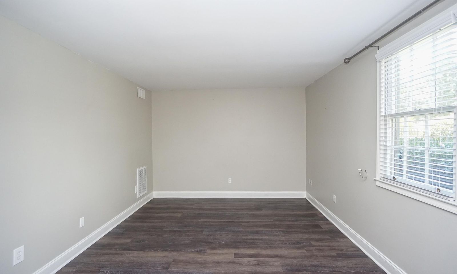 Property image 5 at 710 Hunts Bridge Road, Greenville, SC 29617