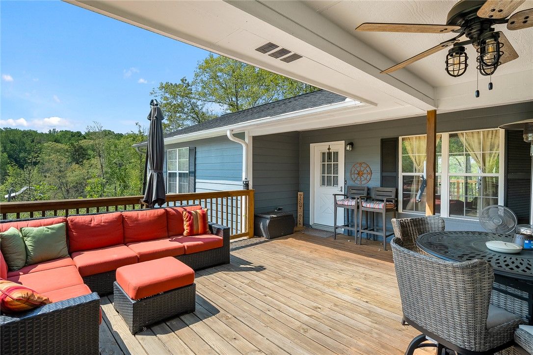 Property image 3 at 224 Lake Breeze Lane, Westminster, SC 29693