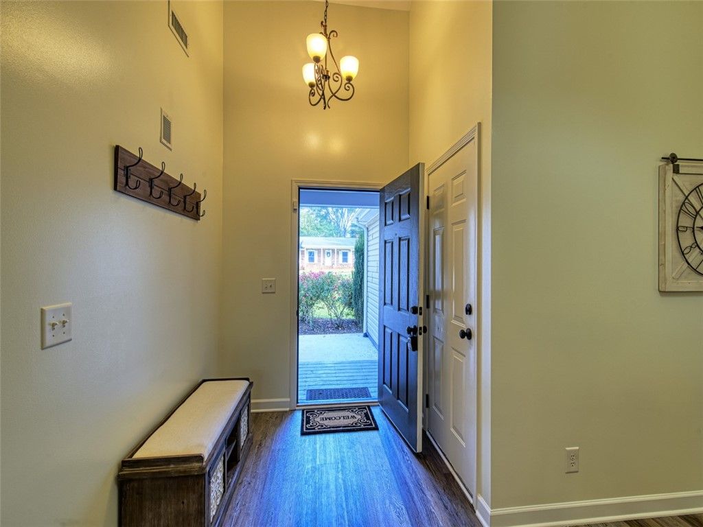 Property image 3 at 205 Westminster Drive, Pendleton, SC 29670