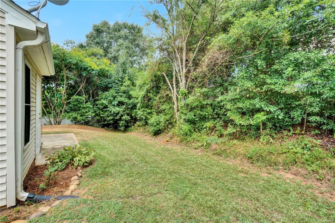 Property image 3 at 208 Glazed Springs Court, Easley, SC 29642