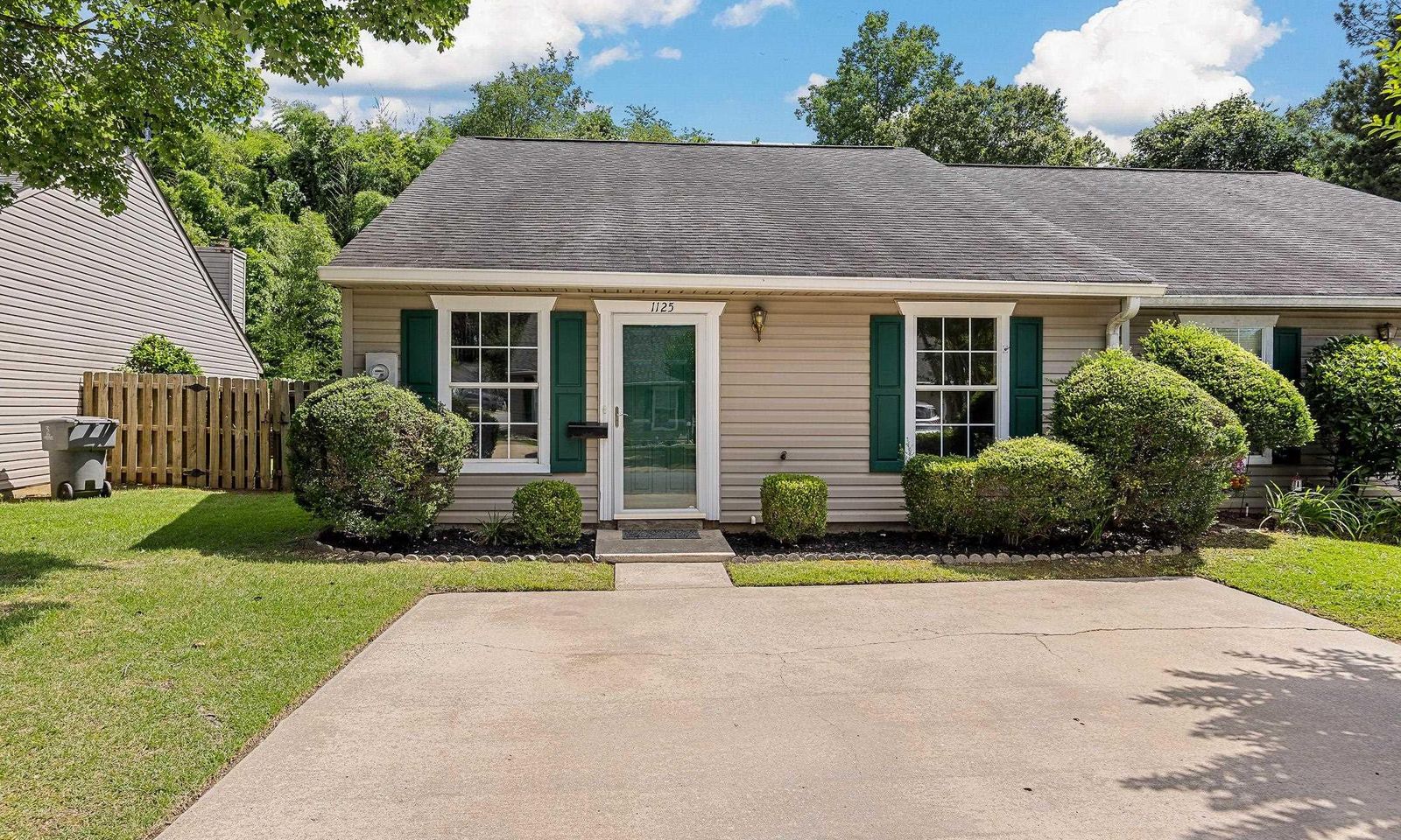 Property image 2 at 1125 Webber Way, Spartanburg, SC 29307
