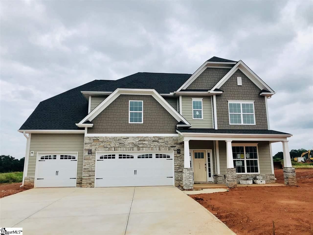 Main image of property at 208 Lakeway Place, Simpsonville, SC 29681