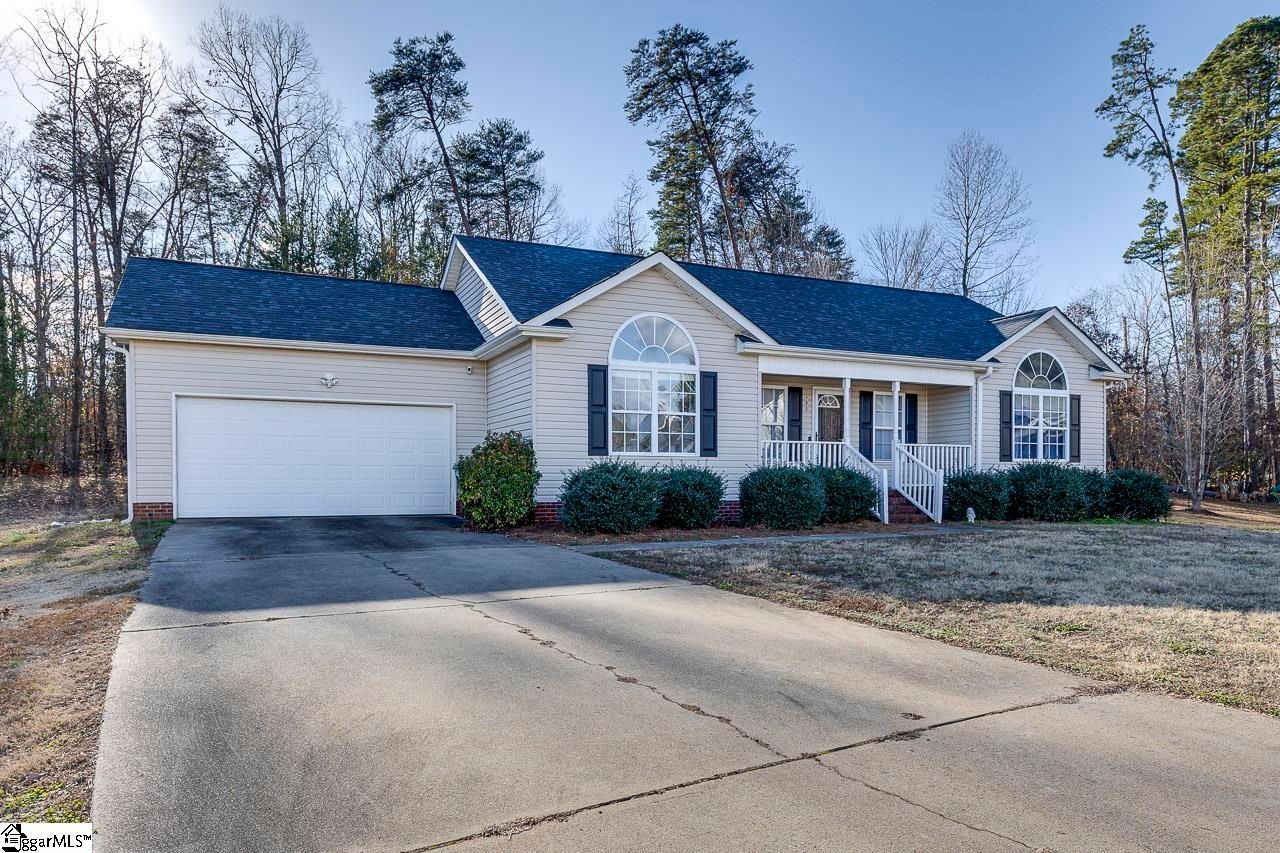 Property image 3 at 405 Shelwood Court, Greer, SC 29651