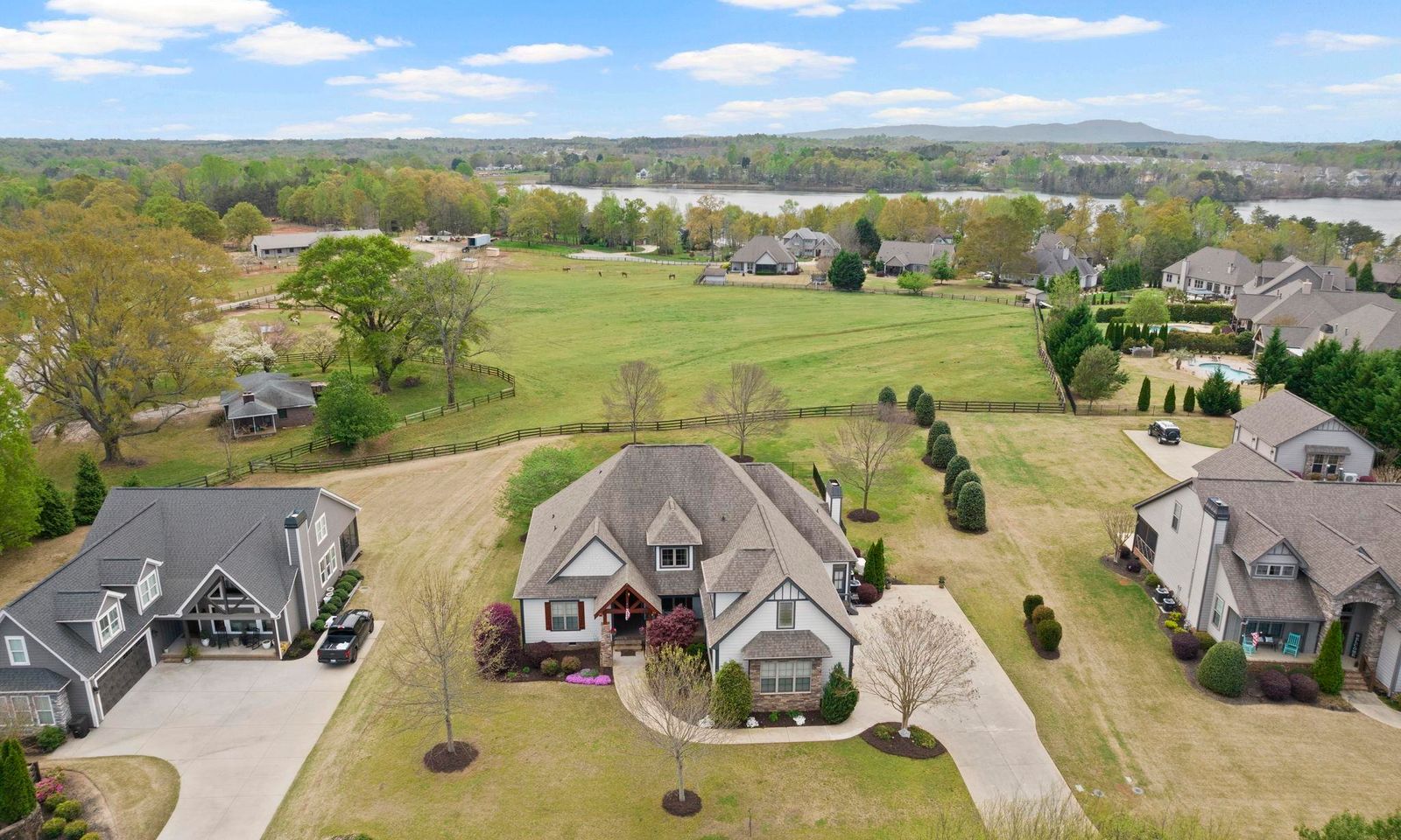 Property image 2 at 5 Hunters Landing Drive, Greer, SC 29651