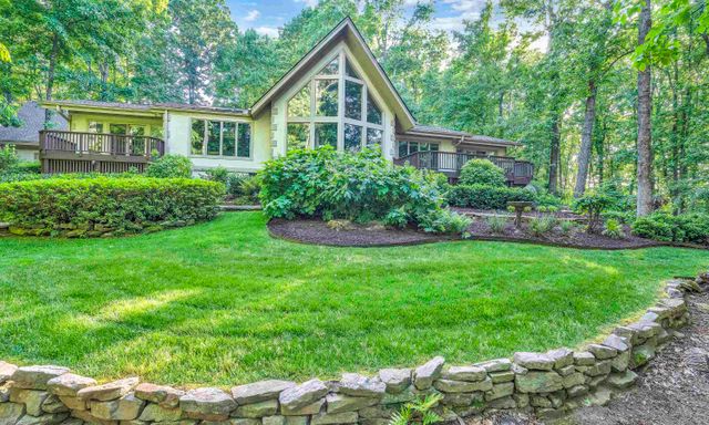 16 Mossy Brook Trail
