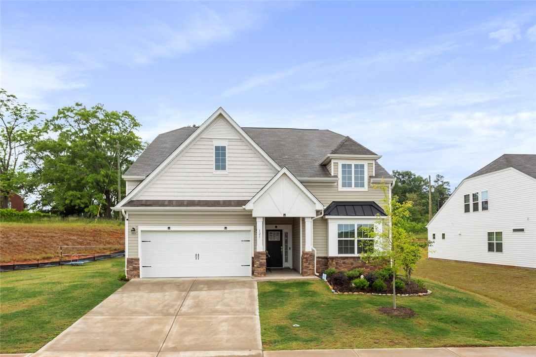Property image 2 at 121 Somerset Lane, Central, SC 29630