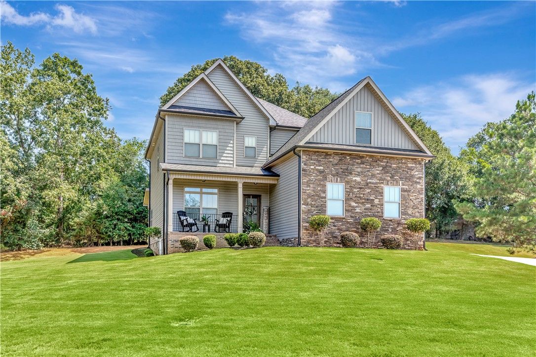 Main image of property at 121 Saddle Brook, Anderson, SC 29625