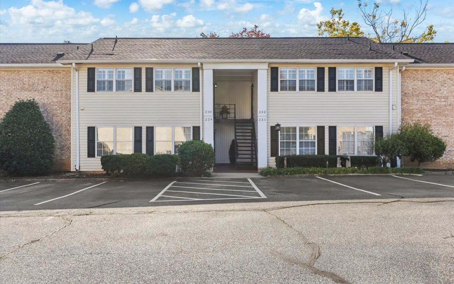 Property image 1 at 925 Cleveland Street, Greenville, SC 29601