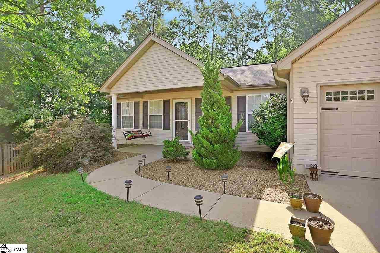 Property image 2 at 38 Raynes Court, Taylors, SC 29687