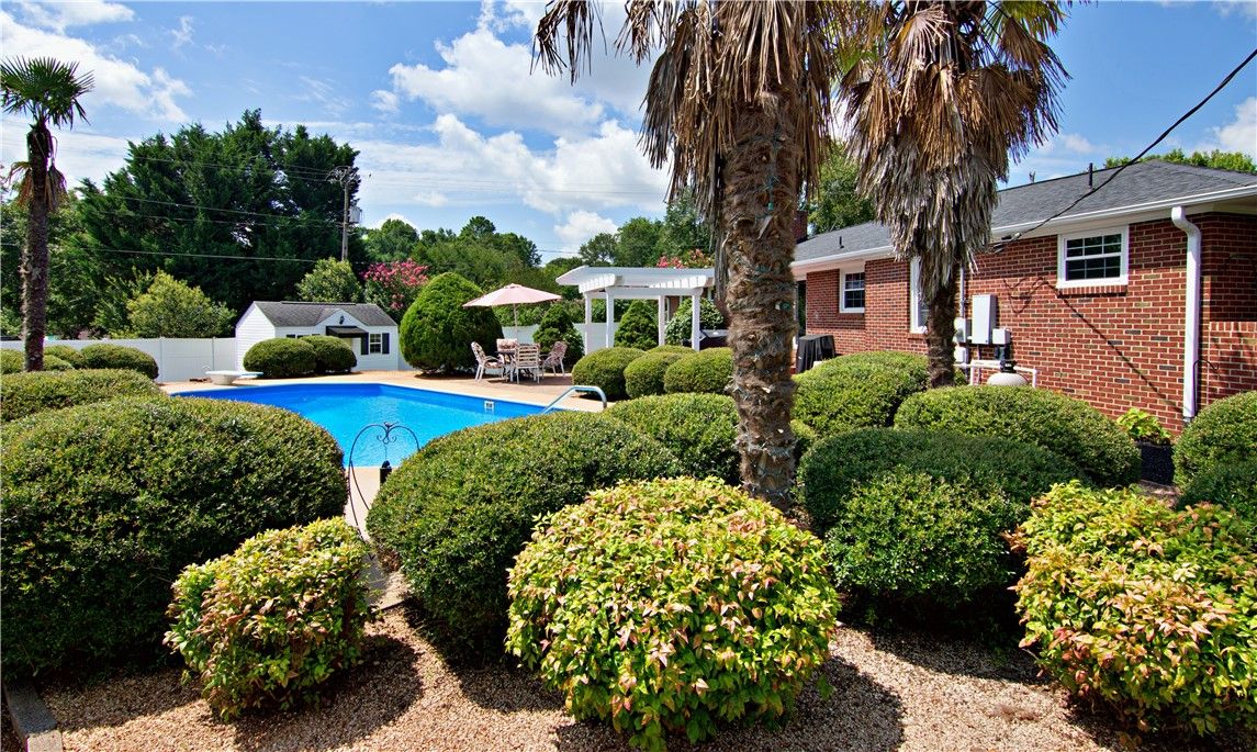 Property image 2 at 2504 Winslow Drive, Anderson, SC 29621