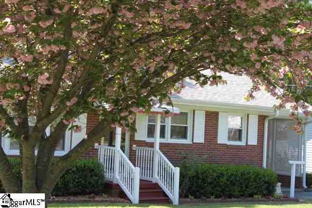 Property image 2 at 105 Florence Dr., Simpsonville, SC 29681