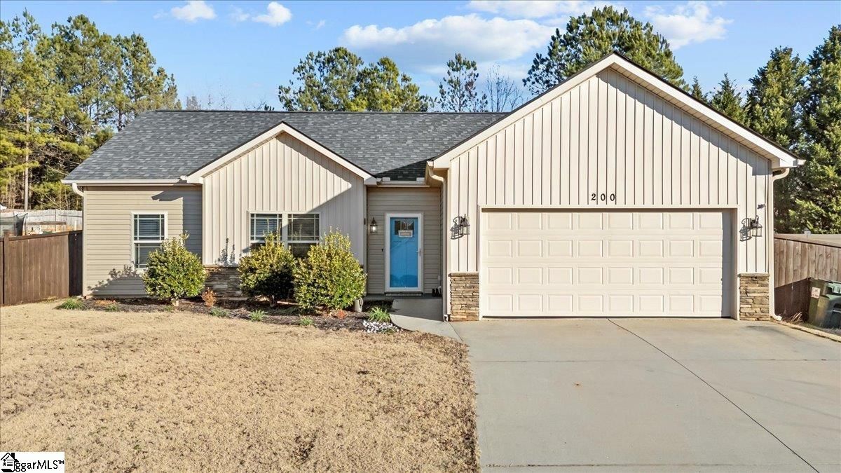 Main image of property at 200 Dream Lane, Liberty, SC 29657