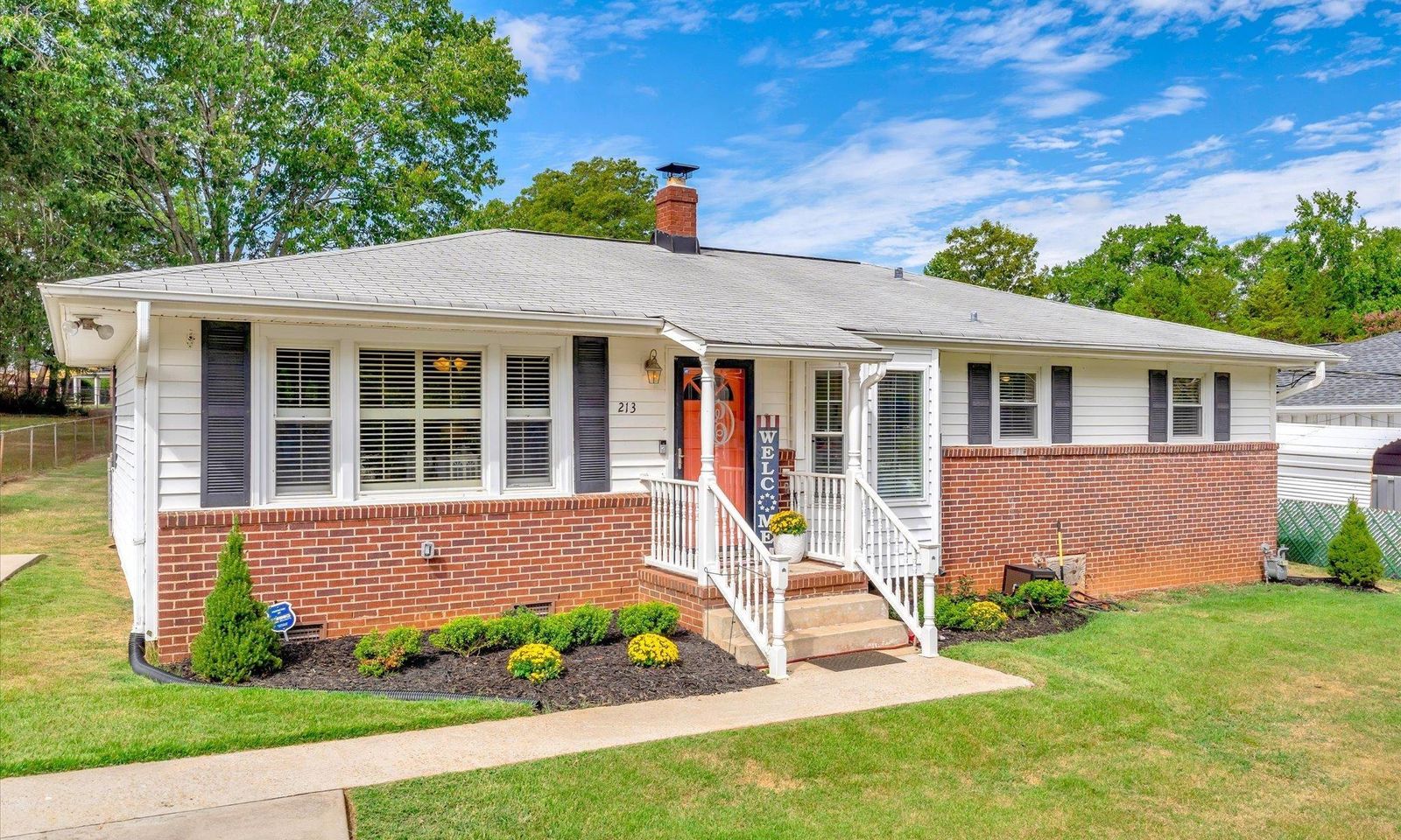 Property image 2 at 213 Courtney Circle, Greenville, SC 29617