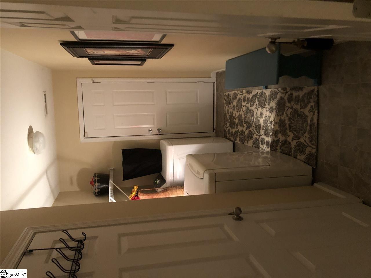 Property image 3 at 105 Care Lane, Greer, SC 29651
